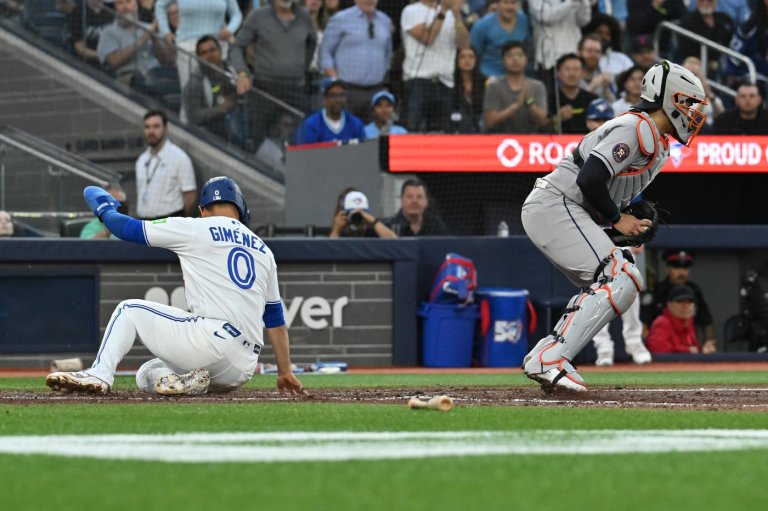 Straw, Kirk come up clutch as Blue Jays top Astros 4-2 for fifth win in six games | iNFOnews.ca