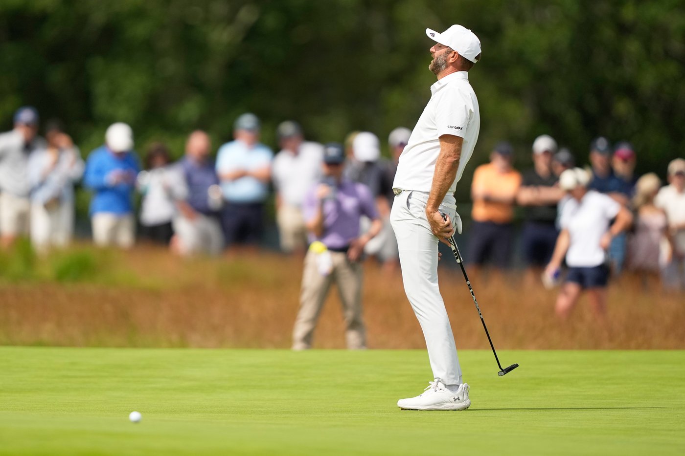 Dustin Johnson goes from 1 shot behind to scrambling to make the U.S. Open cut | iNFOnews.ca