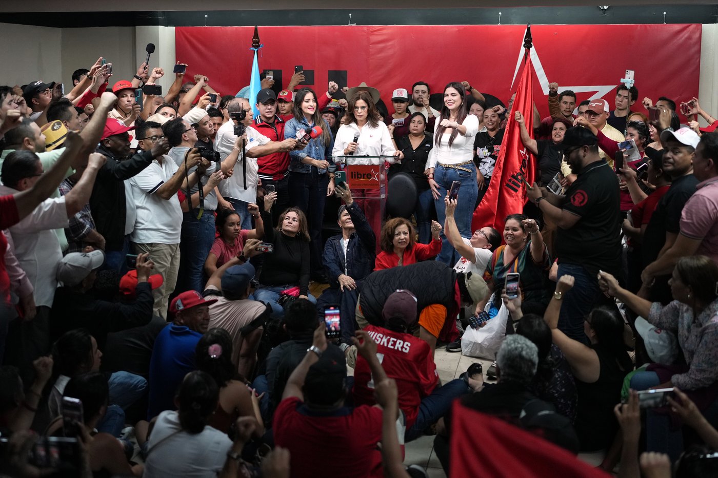Honduras is still waiting for the final presidential election count, over a week after the vote | iNFOnews.ca Honduras is still waiting for the final presidential election count, over a week after the vote | iNFOnews.ca
