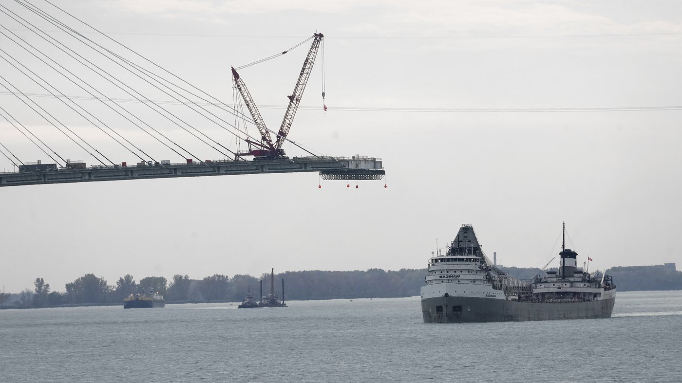 Trump threatens to block opening of Windsor-Detroit bridge | iNFOnews.ca