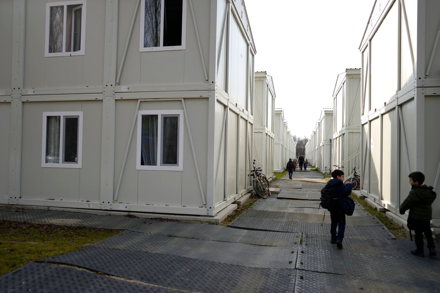 EU moves to prolong protection for Ukrainians but not new arrivals eligible for military service | iNFOnews.ca EU moves to prolong protection for Ukrainians but not new arrivals eligible for military service | iNFOnews.ca