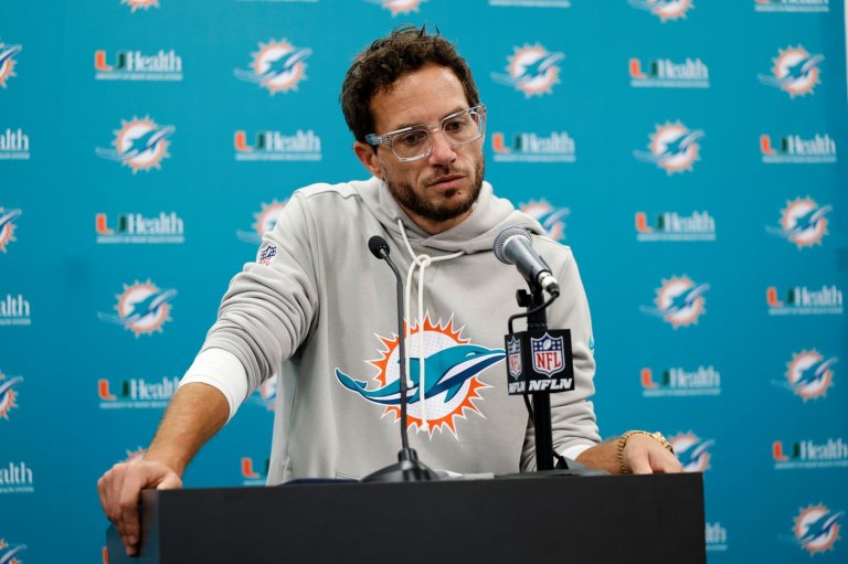 McDaniel says there's 'no time to waste' in effort to save reeling Dolphins' season | iNFOnews.ca
