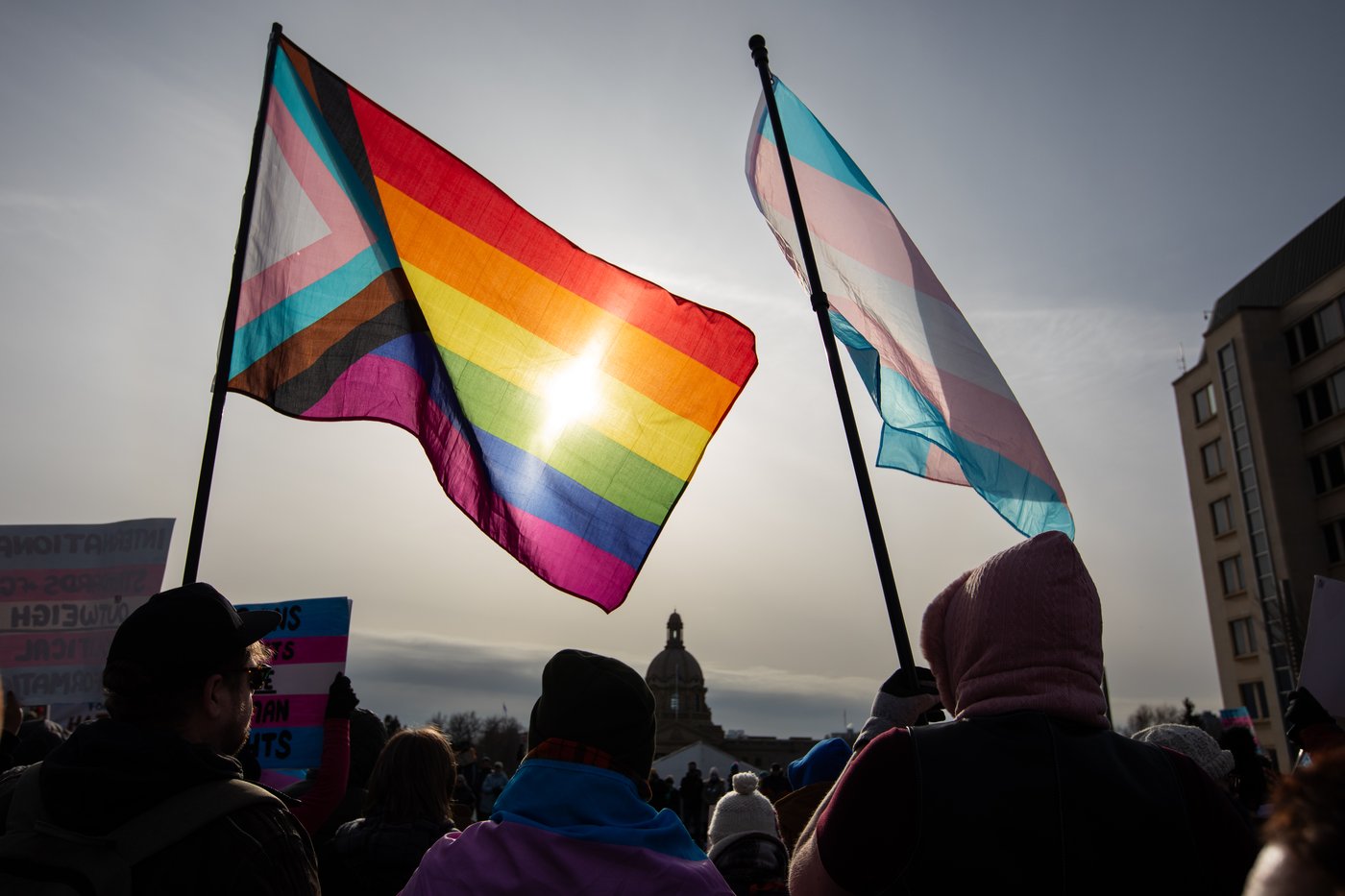 Groups launch legal challenge against Alberta's new gender-affirming treatment law | iNFOnews.ca