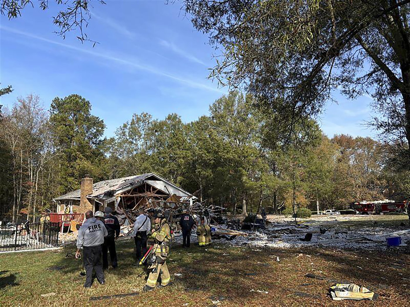 2 are injured in North Carolina house explosion | iNFOnews.ca