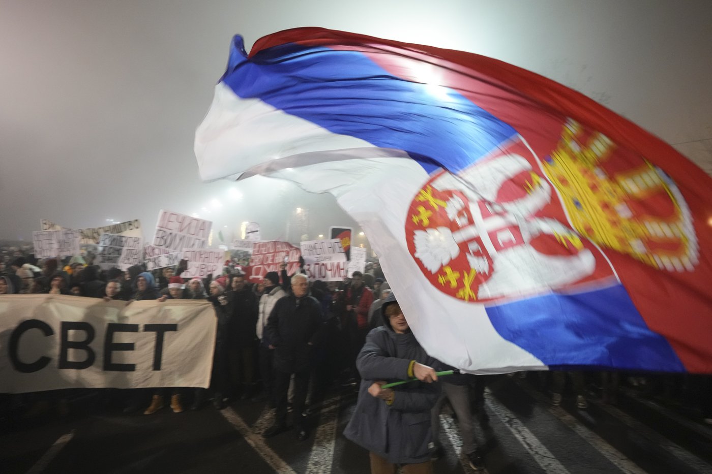 Instead of partying, thousands turn New Year celebration into anti-government protest in Serbia | iNFOnews.ca Instead of partying, thousands turn New Year celebration into anti-government protest in Serbia | iNFOnews.ca