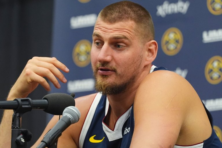 Some referees took the floor in NBA camps this year, and coaches welcomed their presence | iNFOnews.ca