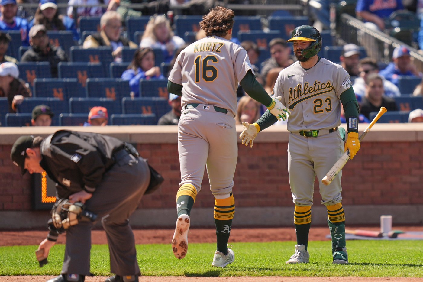 Kurtz hits his first homer of the season and the Athletics sweep the slumping Mets, 1-0 | iNFOnews.ca
