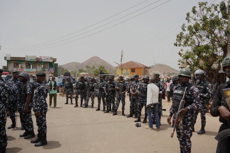 Armed group in Nigeria kills at least 20 people and exchanges gunfire with police | iNFOnews.ca
