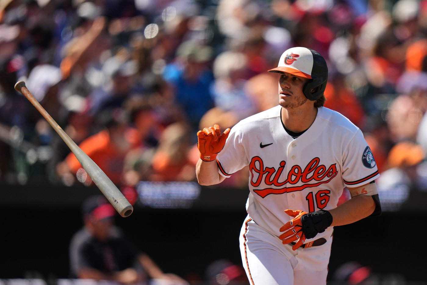 Rogers and Mayo help the Orioles snap their 6-game skid with a 6-4 win over Cleveland | iNFOnews.ca