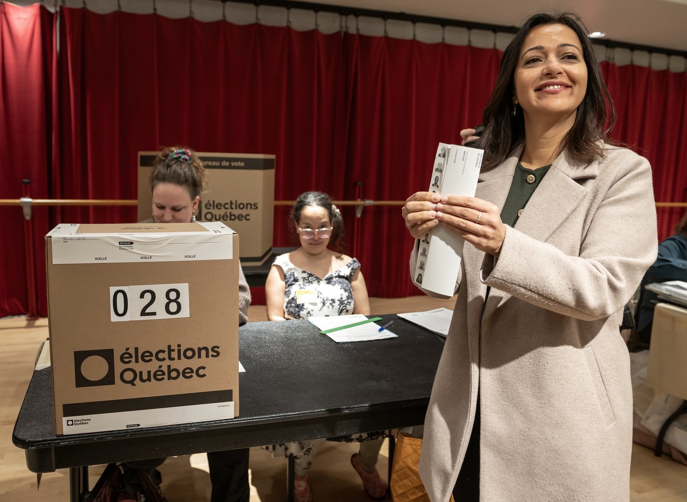 CP NewsAlert: Québec solidaire's Ruba Ghazal projected to win riding | iNFOnews.ca