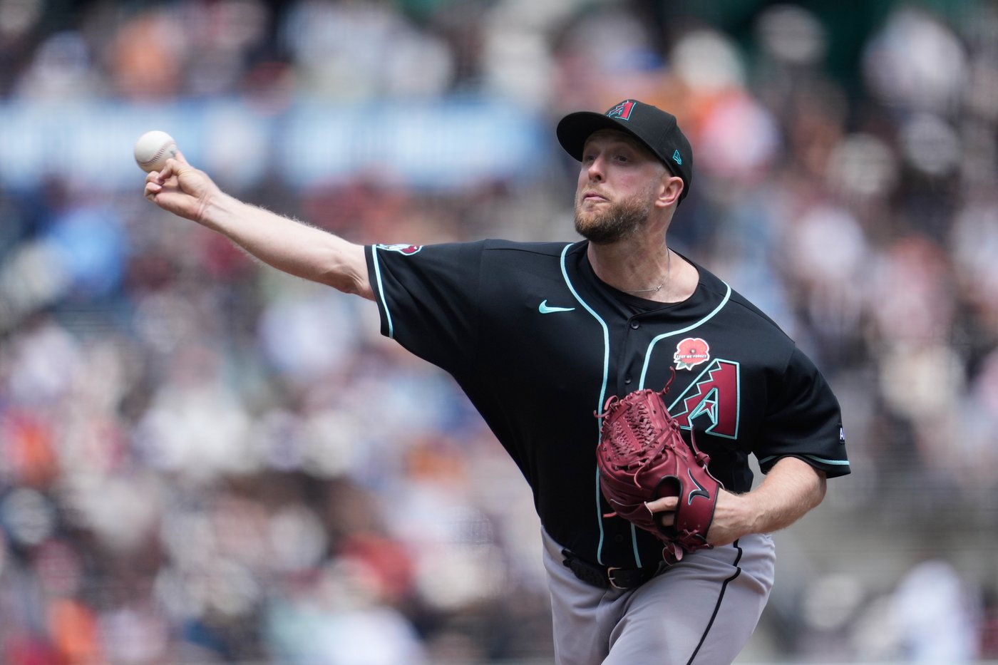 Marte's 4-hit day helps Kelly win 4th straight start as D-backs beat Giants 6-2 | iNFOnews.ca