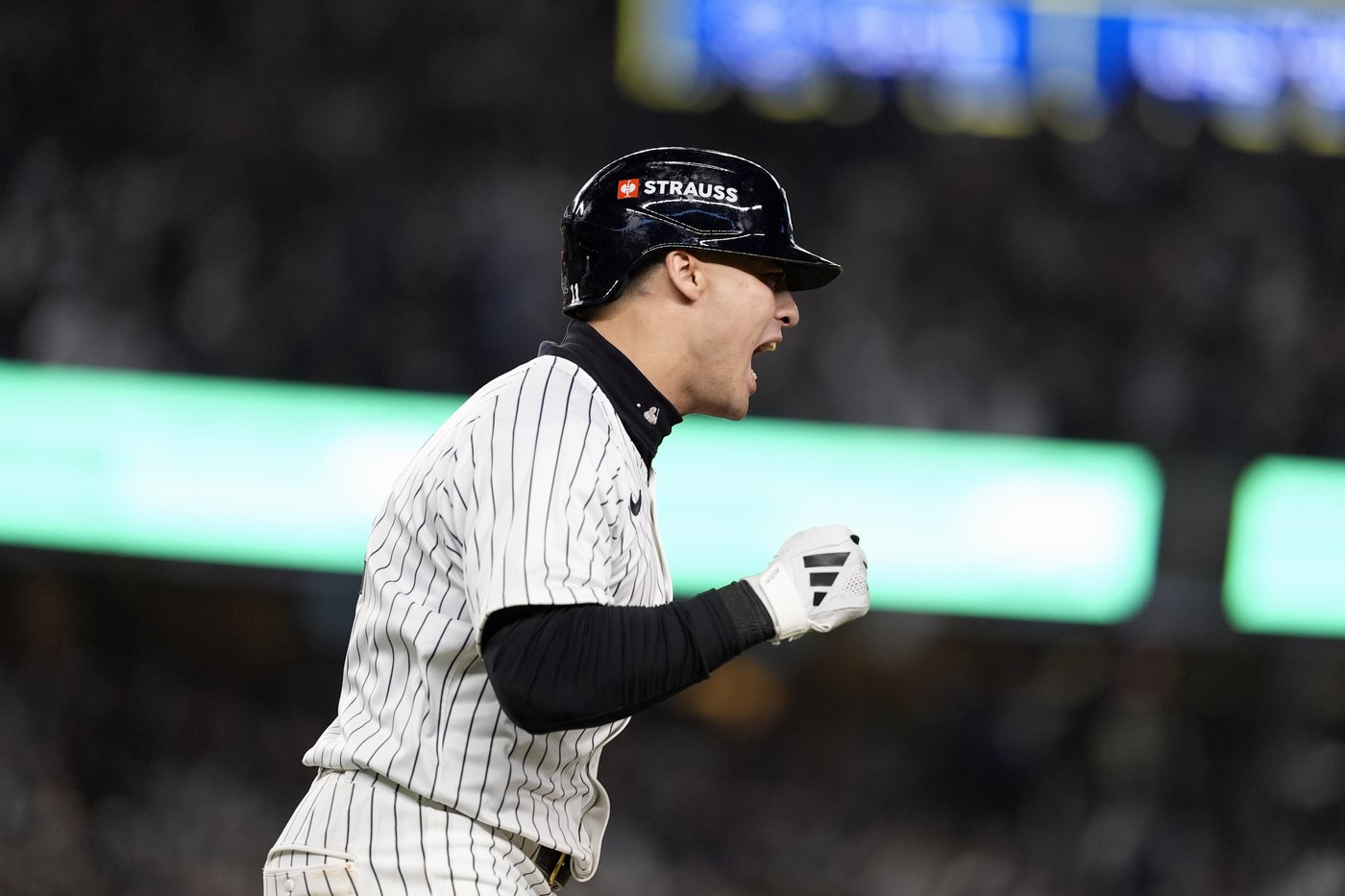 Volpe slam sparks comeback as Yankees beat Dodgers 11-4 to force Game 5 in World Series | iNFOnews.ca