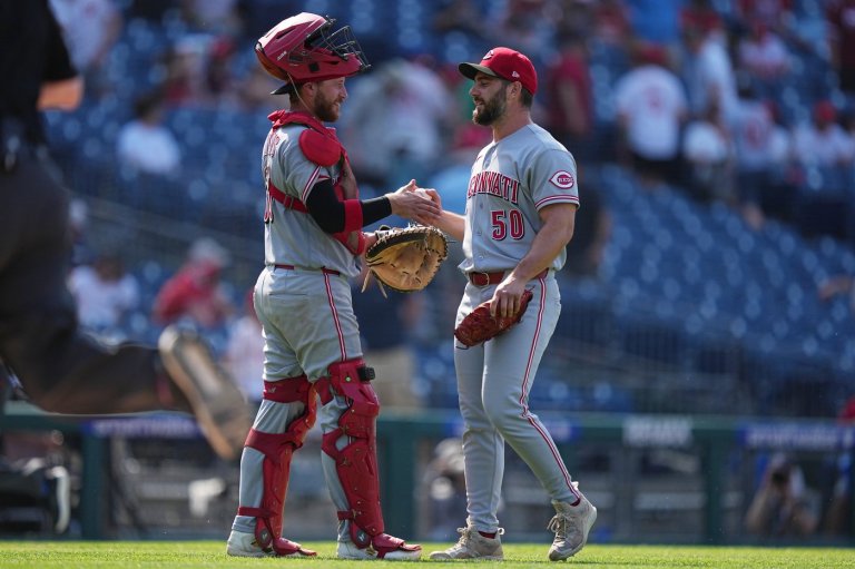 Nathaniel Lowe has 2 doubles, drives in 3 as Reds beat Phils 9-4 for Mattingly's first series loss | iNFOnews.ca