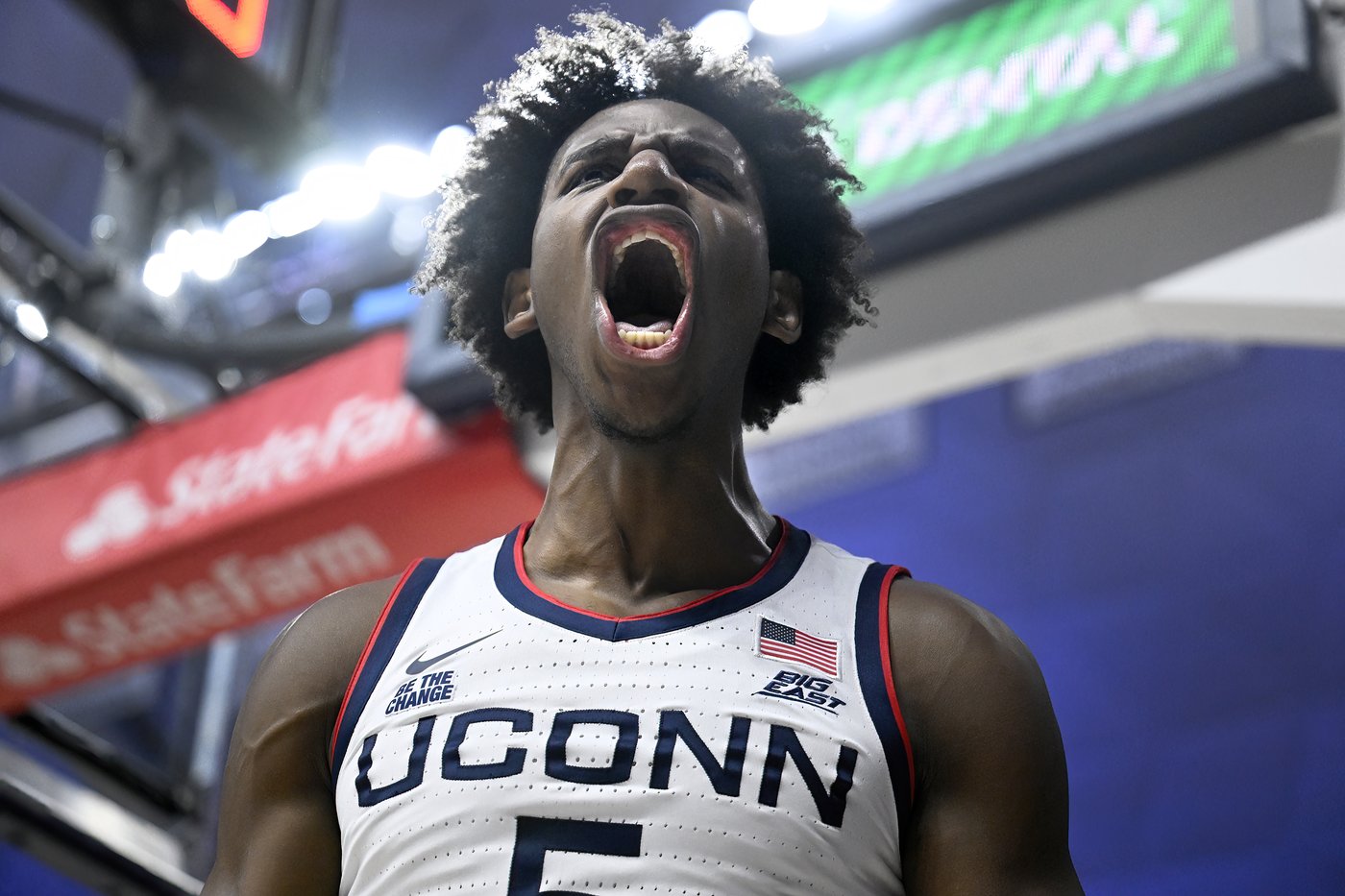 Solo Ball scores 12 points as No. 2 UConn beats East Texas A&M 81-46 | iNFOnews.ca Solo Ball scores 12 points as No. 2 UConn beats East Texas A&M 81-46 | iNFOnews.ca