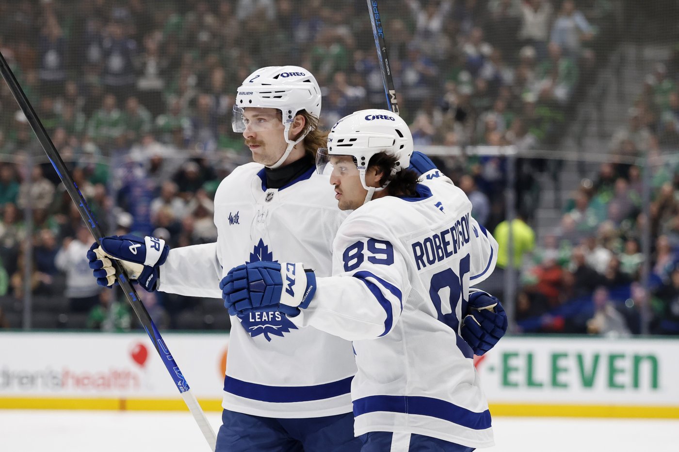 Nicholas Robertson part of key goals for Toronto in 5-3 win over Dallas and his older brother | iNFOnews.ca Nicholas Robertson part of key goals for Toronto in 5-3 win over Dallas and his older brother | iNFOnews.ca