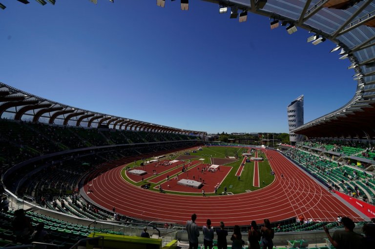 University of Oregon's Hayward Field evacuated following bomb threat | iNFOnews.ca