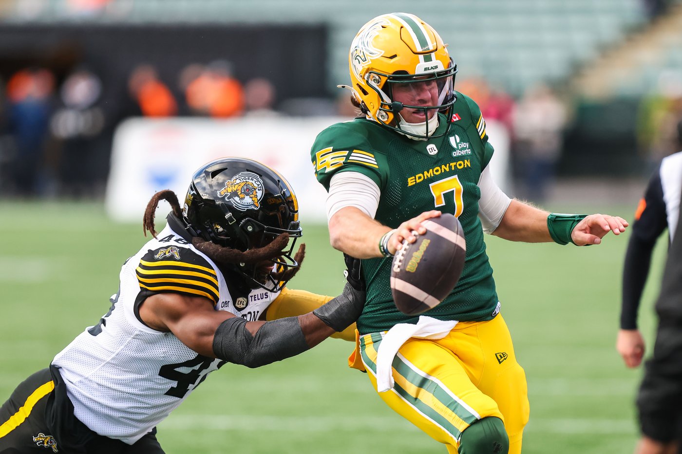 Elks squeeze out 37-35 win in overtime as Ticats eliminated from playoff race | iNFOnews.ca Elks squeeze out 37-35 win in overtime as Ticats eliminated from playoff race | iNFOnews.ca