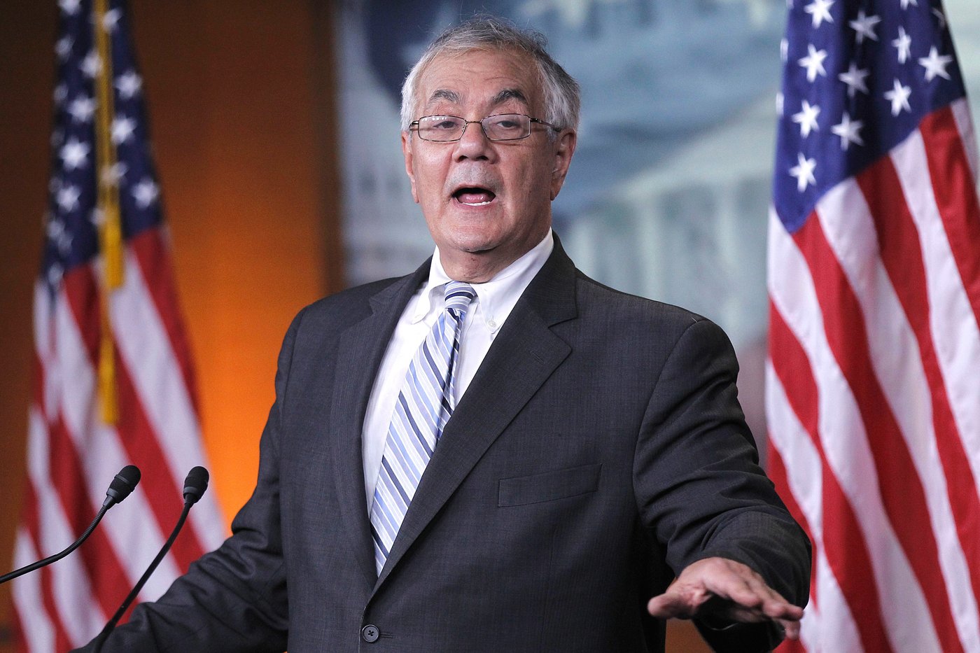 Barney Frank, a liberal congressman and trailblazer for gay rights, dies. He was 86 | iNFOnews.ca