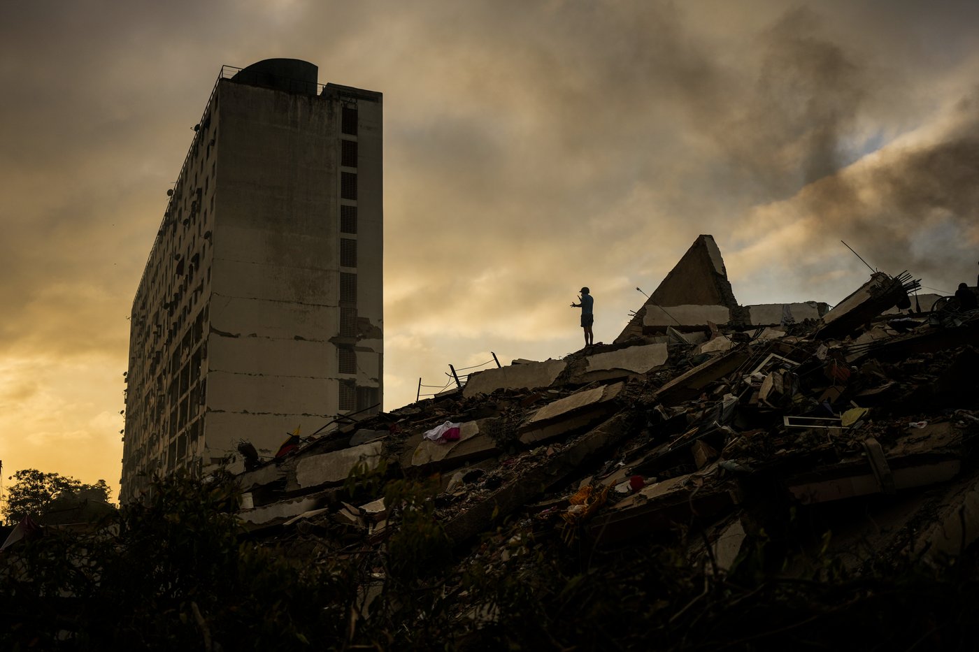 Fallout from Venezuela's earthquakes turns political as opposition leader Machado seeks return | iNFOnews.ca Fallout from Venezuela's earthquakes turns political as opposition leader Machado seeks return | iNFOnews.ca