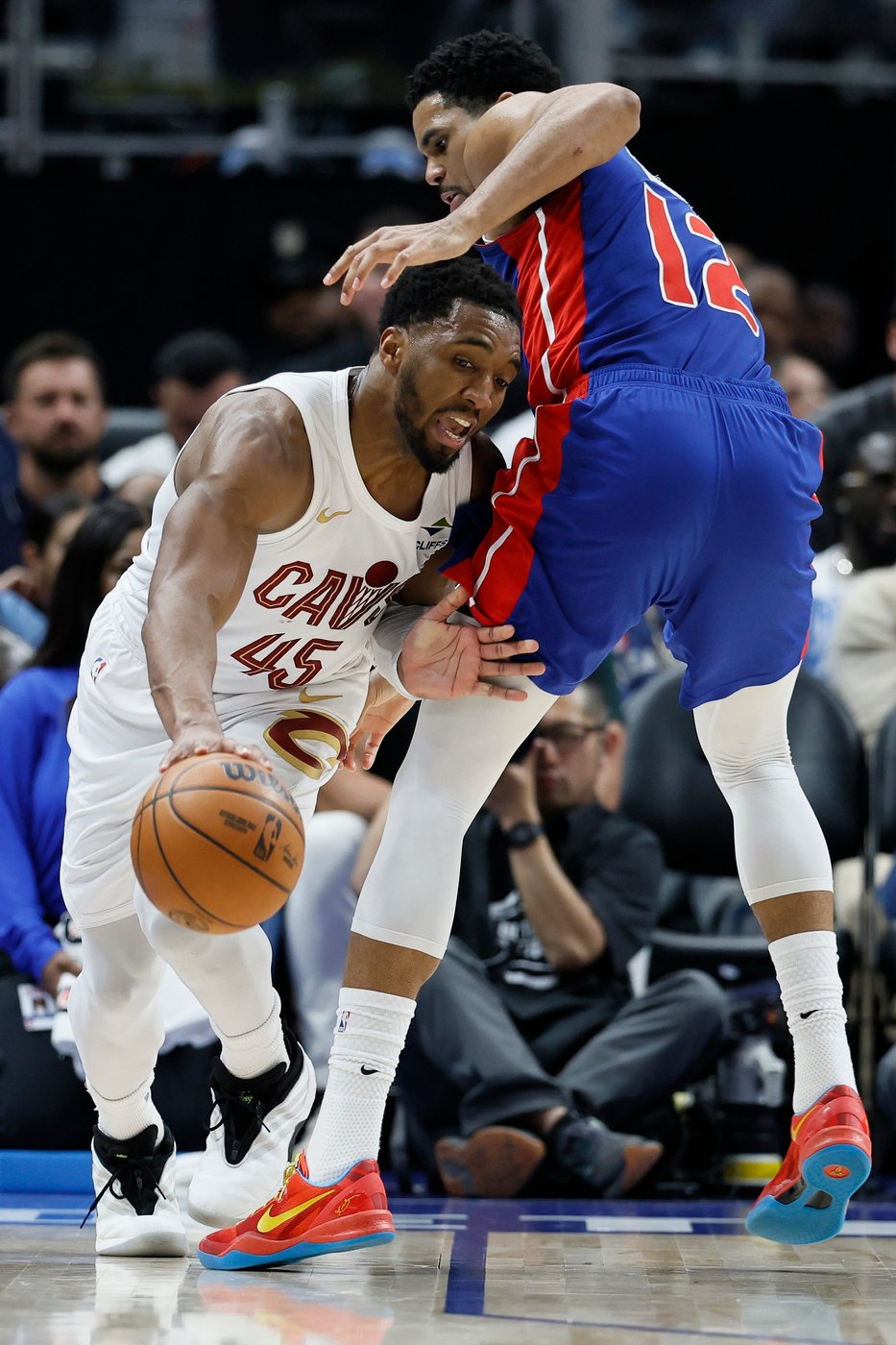 Cavs' Donovan Mitchell breaks through, reaching the conference finals for the first time | iNFOnews.ca Cavs' Donovan Mitchell breaks through, reaching the conference finals for the first time | iNFOnews.ca