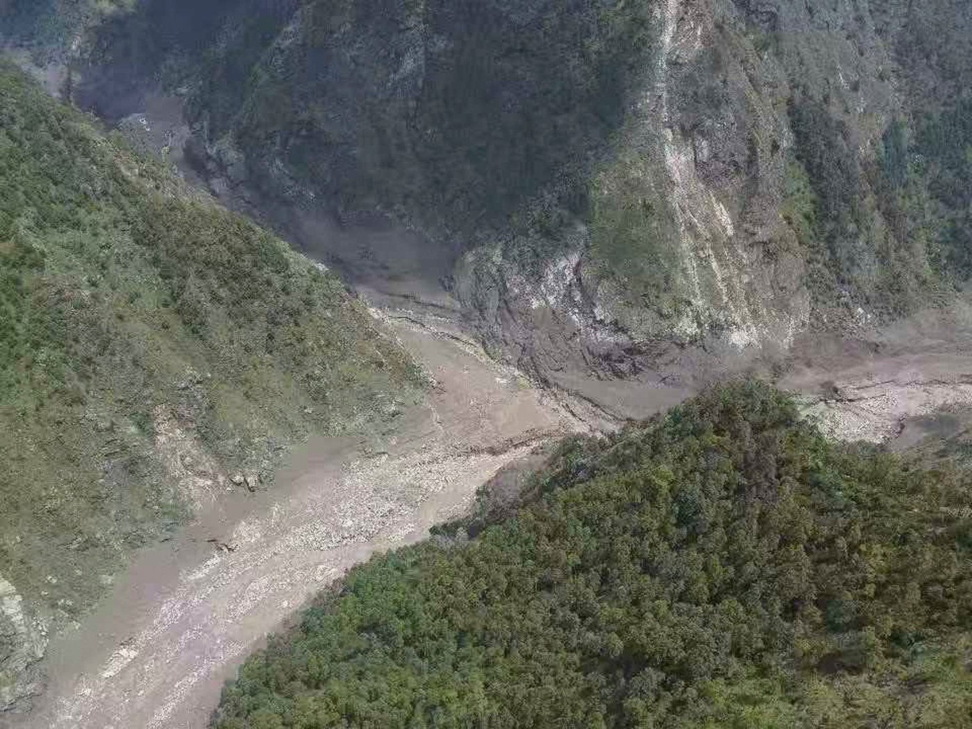More than 1,300 are missing in Nepal and Tibet after catastrophic floods caused by glacial collapse | iNFOnews.ca