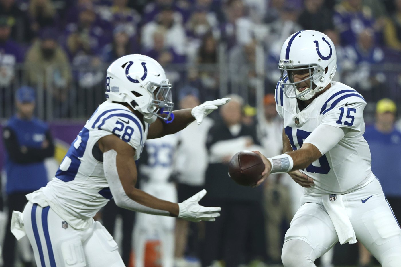 Colts offense is still out of sync after subbing Flacco in for Richardson | iNFOnews.ca