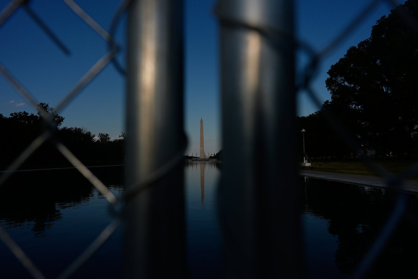 Reflecting Pool liner was cut with a sharp knife or razor, National Park Service says | iNFOnews.ca