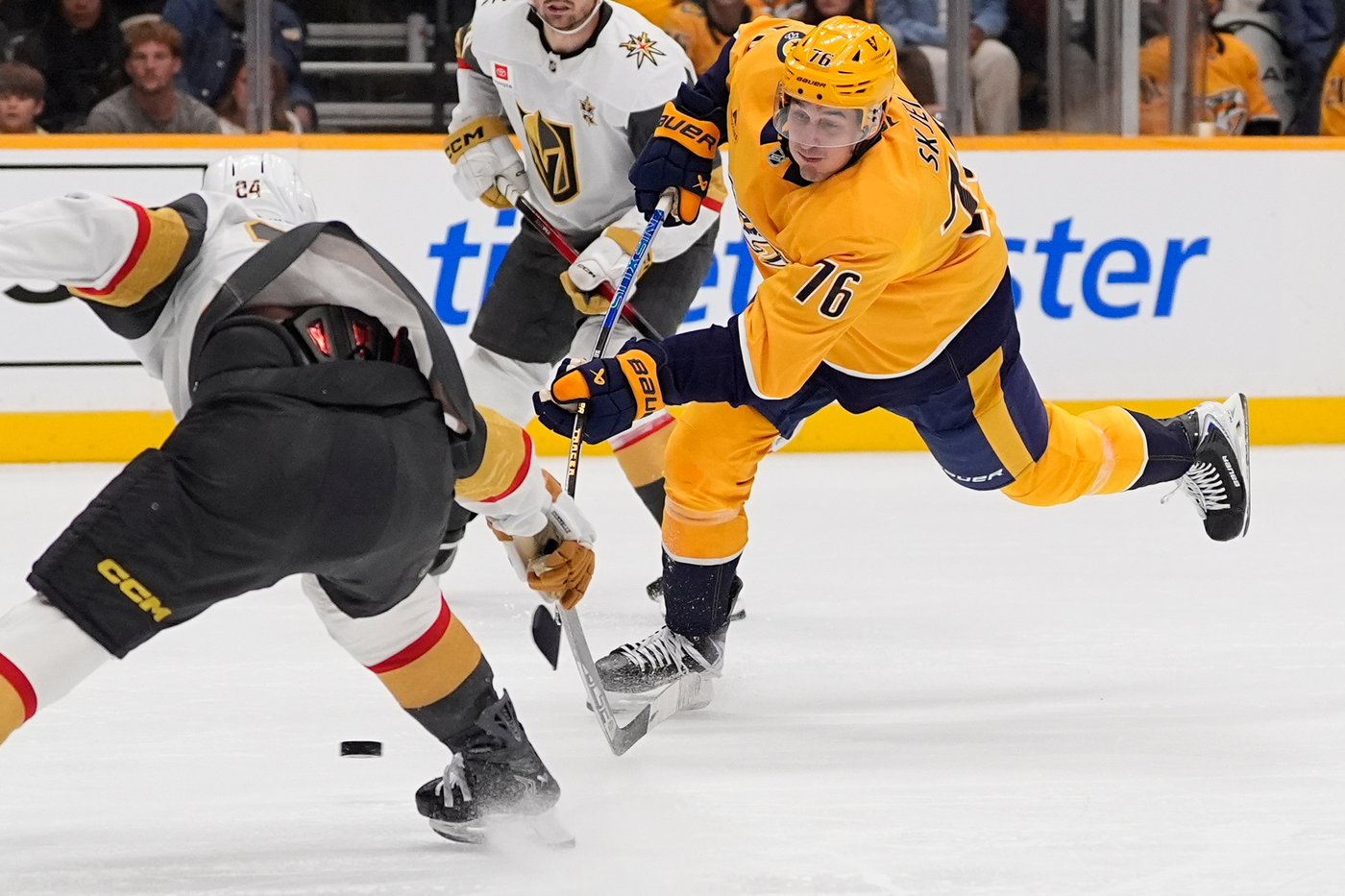 William Karlsson has go-ahead goal and Golden Knights beat Predators 5-2 for 3-1 road record | iNFOnews.ca William Karlsson has go-ahead goal and Golden Knights beat Predators 5-2 for 3-1 road record | iNFOnews.ca