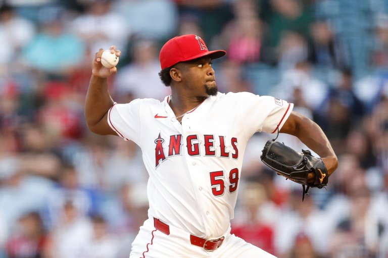 Soriano pitches Angels past Sale and Braves 6-2 with help from homers by Neto, Adell | iNFOnews.ca