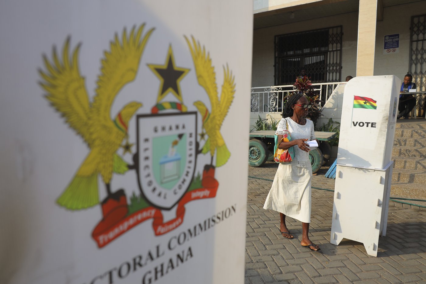 Polls close in Ghana's general election in the shadow of the worst economic crisis in a generation | iNFOnews.ca Polls close in Ghana's general election in the shadow of the worst economic crisis in a generation | iNFOnews.ca