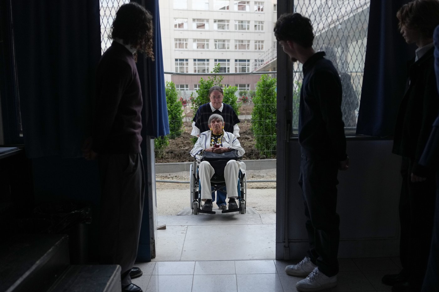 With Spielberg's help, a 101-year-old Auschwitz survivor has become a mighty warrior against hate | iNFOnews.ca With Spielberg's help, a 101-year-old Auschwitz survivor has become a mighty warrior against hate | iNFOnews.ca