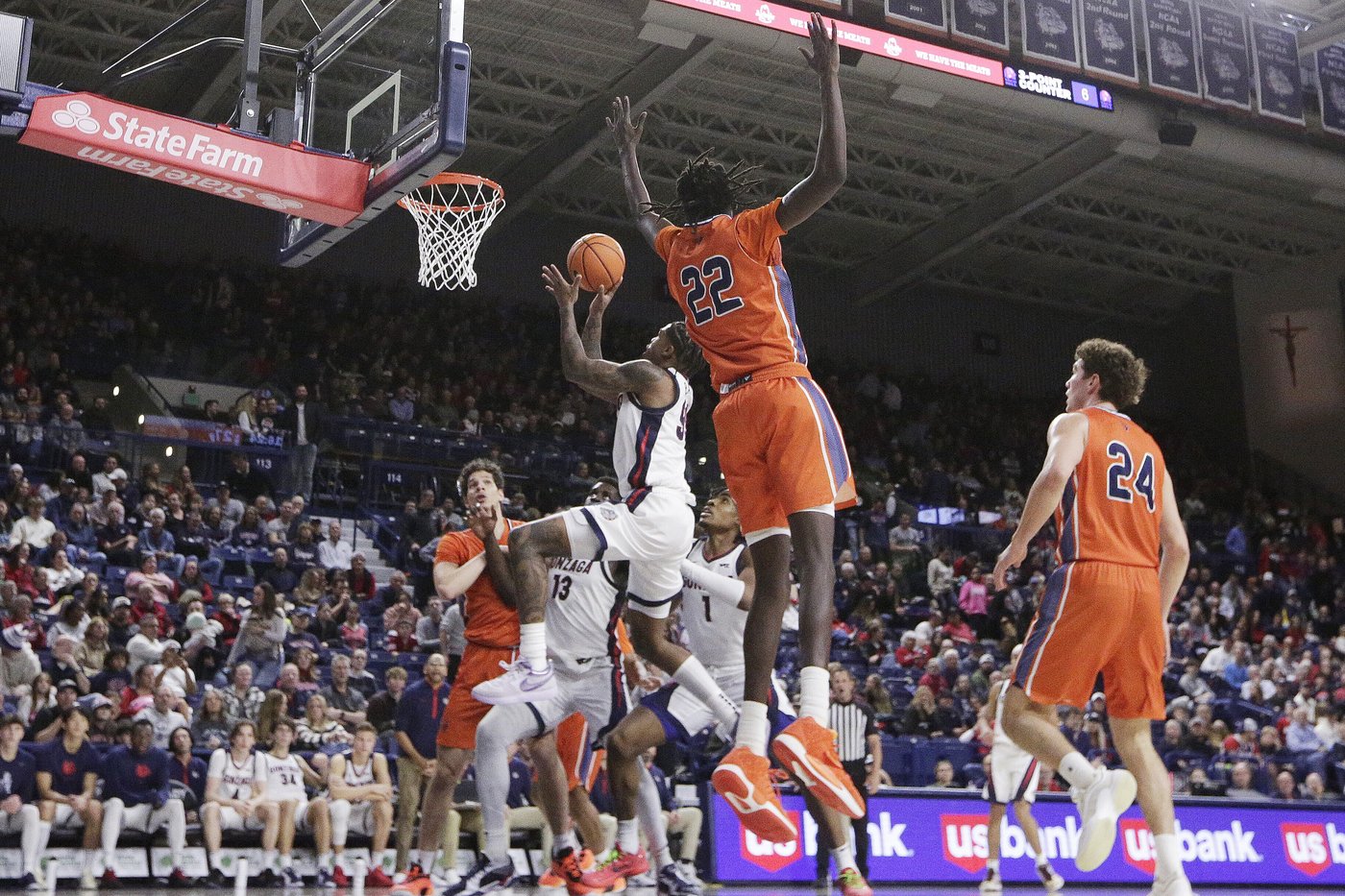 Graham Ike leads No. 13 Gonzaga to 86-65 win over Bucknell | iNFOnews.ca Graham Ike leads No. 13 Gonzaga to 86-65 win over Bucknell | iNFOnews.ca
