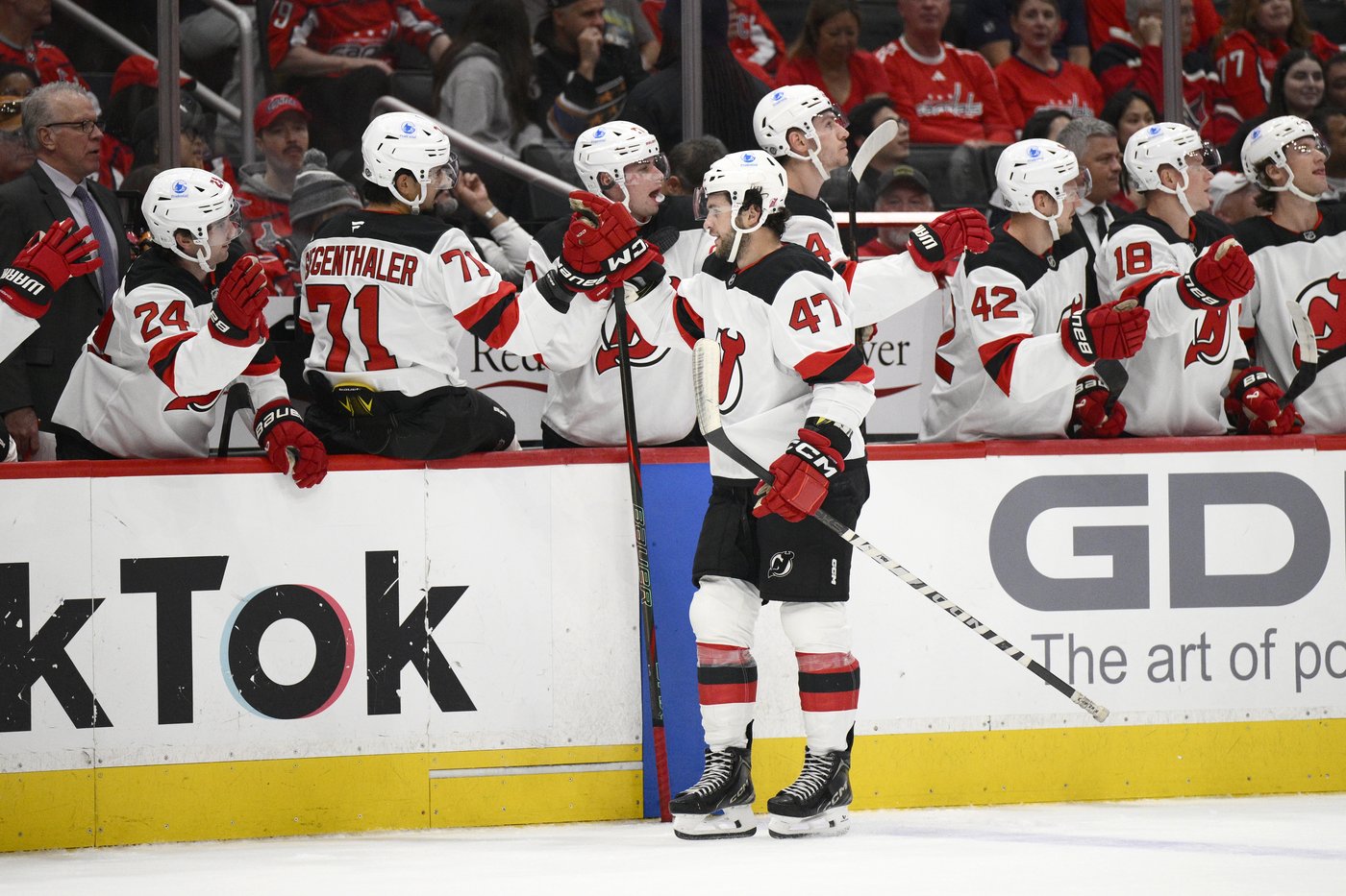 Cotter scores 2 goals to lift Devils over Capitals 5-3 | iNFOnews.ca Cotter scores 2 goals to lift Devils over Capitals 5-3 | iNFOnews.ca