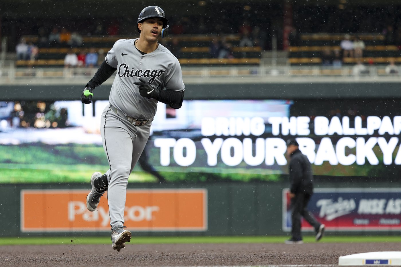 Sosa and Vargas homer to lead White Sox to a rain-shortened 3-0 win over the Twins | iNFOnews.ca Sosa and Vargas homer to lead White Sox to a rain-shortened 3-0 win over the Twins | iNFOnews.ca