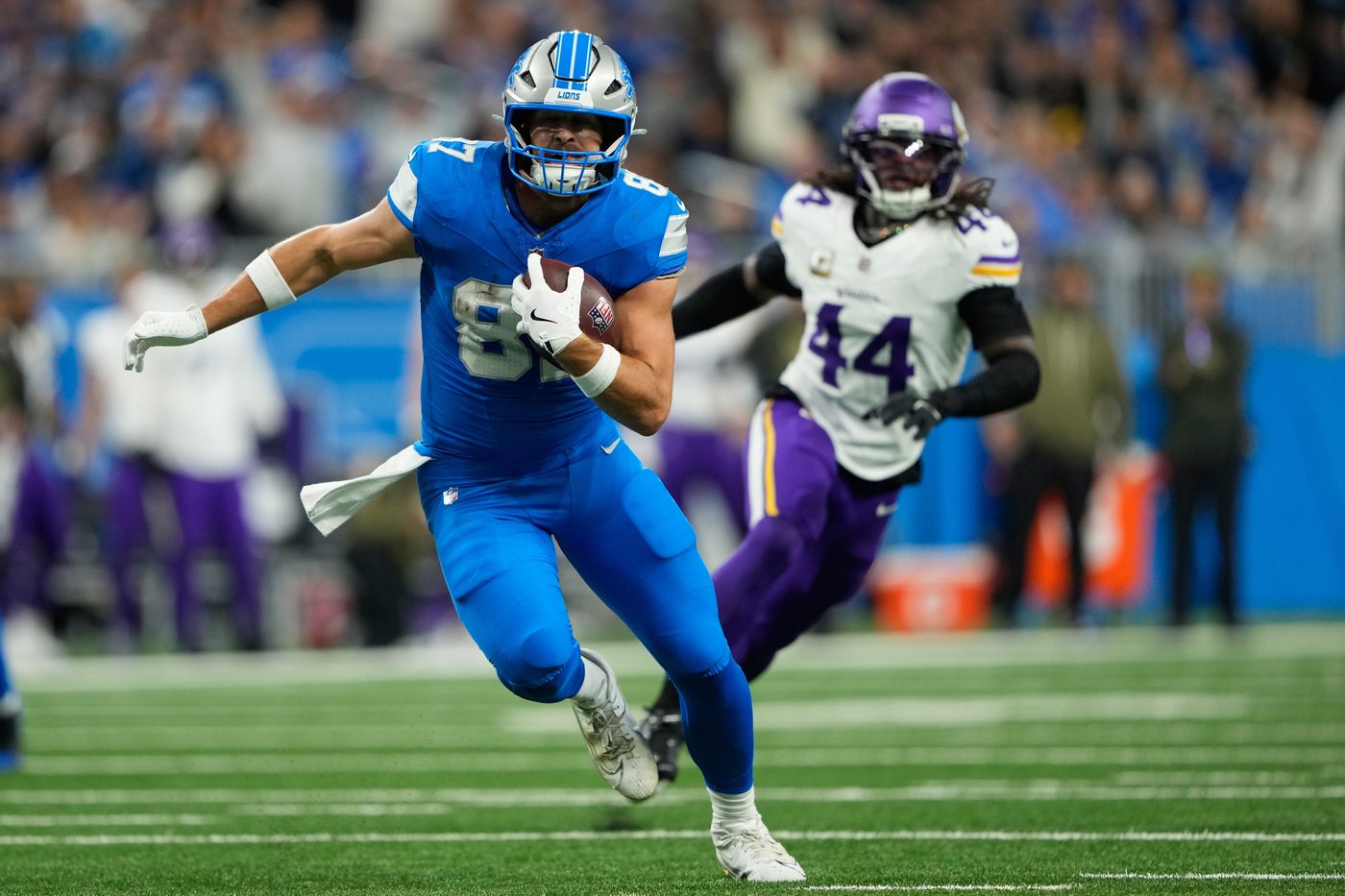 Trey McBride is voted the NFL’s top tight end by an AP panel | iNFOnews.ca