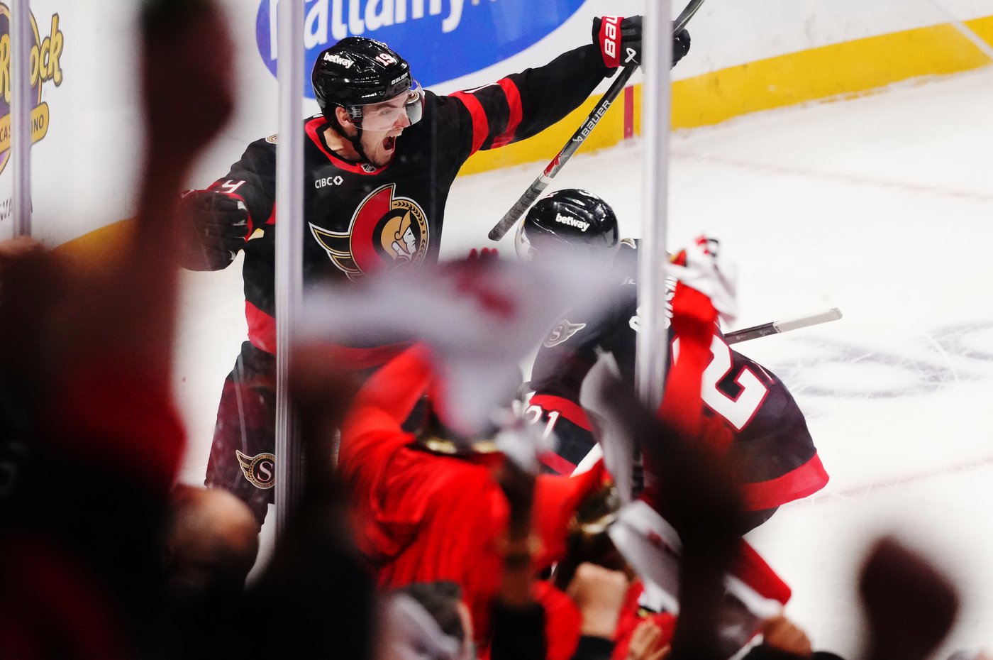 Senators sign Batherson to eight-year contract extension worth $10.5 million a season | iNFOnews.ca
