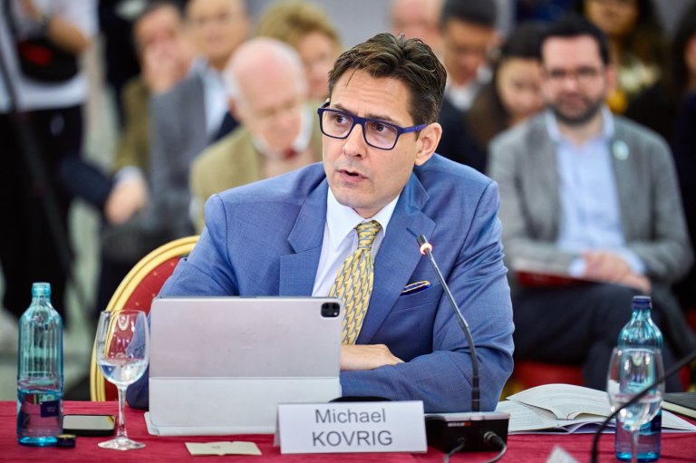 Michael Kovrig says Carney must defend values while seeking trade in China visit | iNFOnews.ca