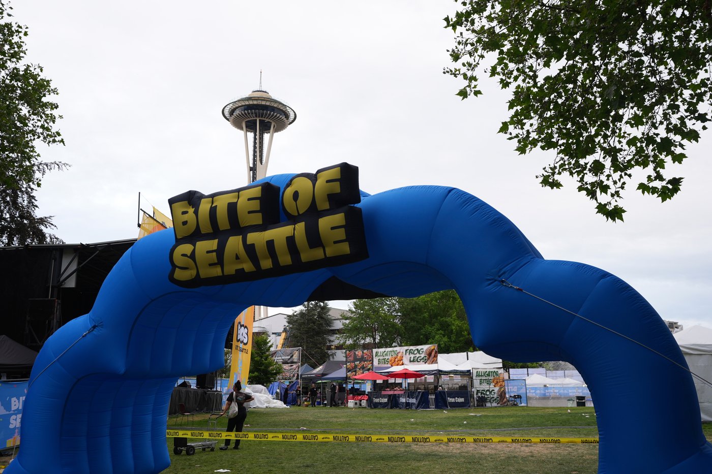 Photos show scenes from shooting at a Seattle food festival | iNFOnews.ca