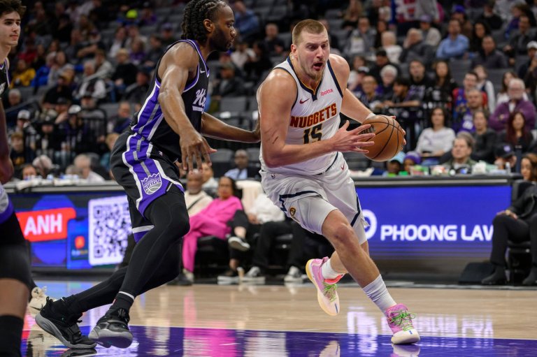Jokic has 36 points and 12 boards as Nuggets rout Kings 136-105 for 4th straight win | iNFOnews.ca