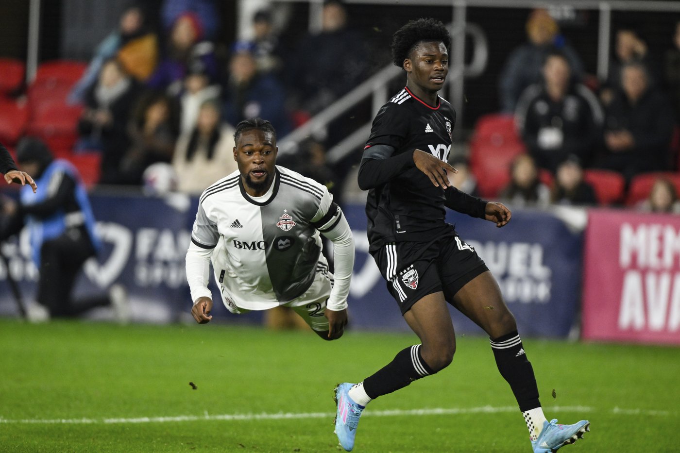 Bournemouth signs teenage defender Matai Akinmboni from DC United | iNFOnews.ca Bournemouth signs teenage defender Matai Akinmboni from DC United | iNFOnews.ca
