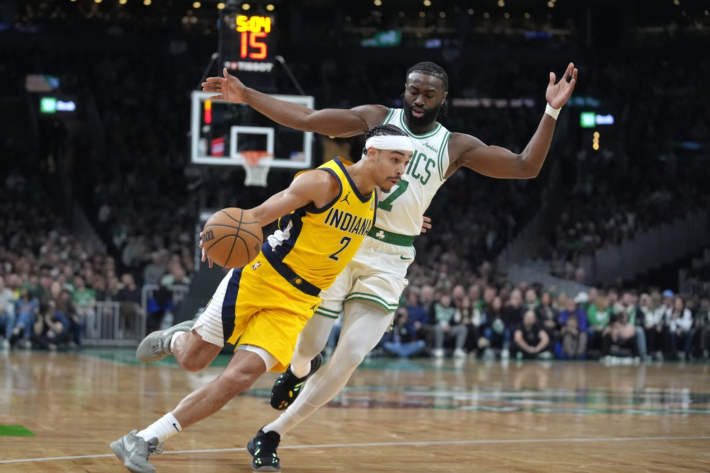 Haliburton scores 31 points as Pacers rebound from 37-point loss to Celtics by winning rematch | iNFOnews.ca