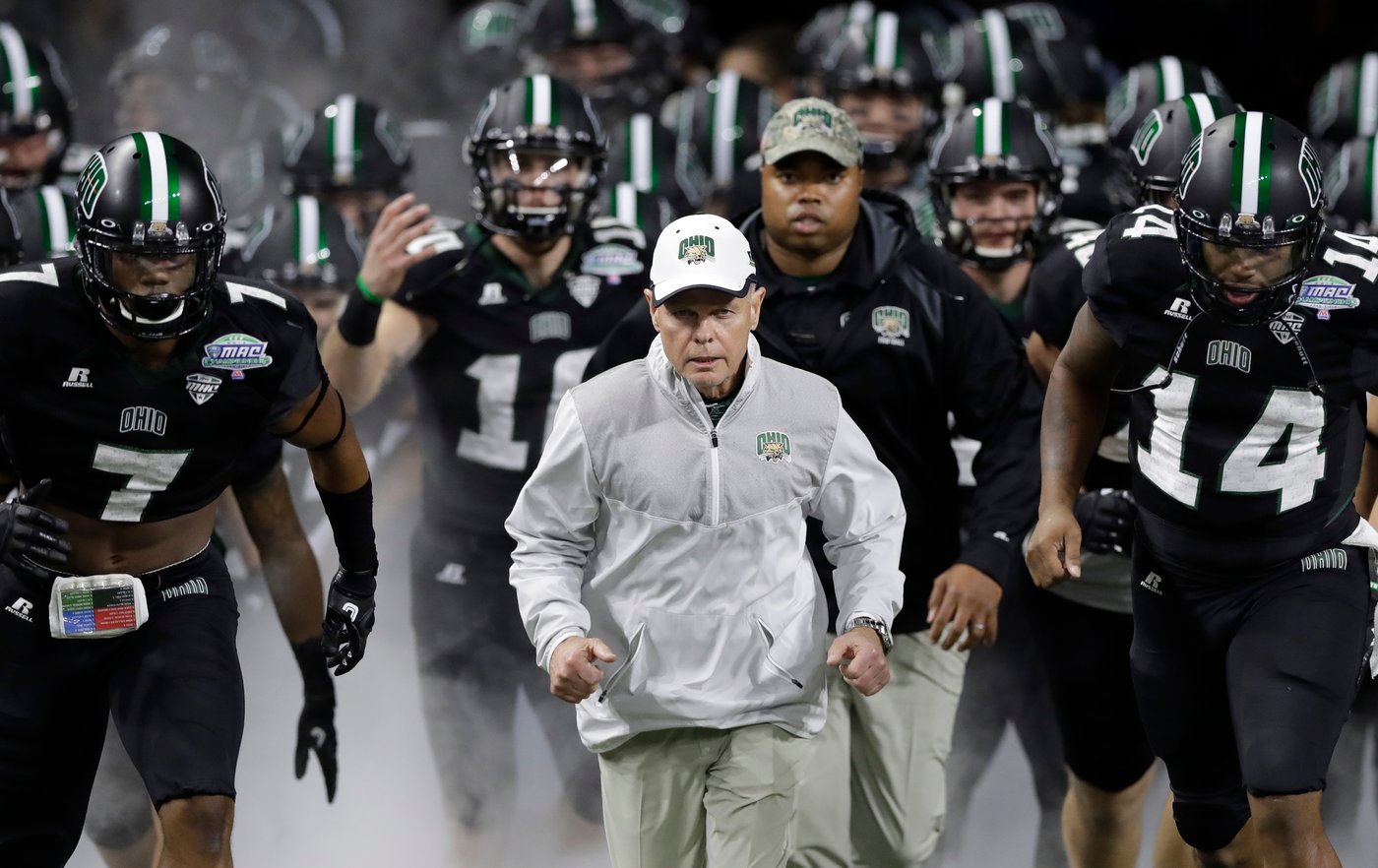 Frank Solich, who coached at both schools, refuses to choose sides for Ohio-Nebraska season opener | iNFOnews.ca
