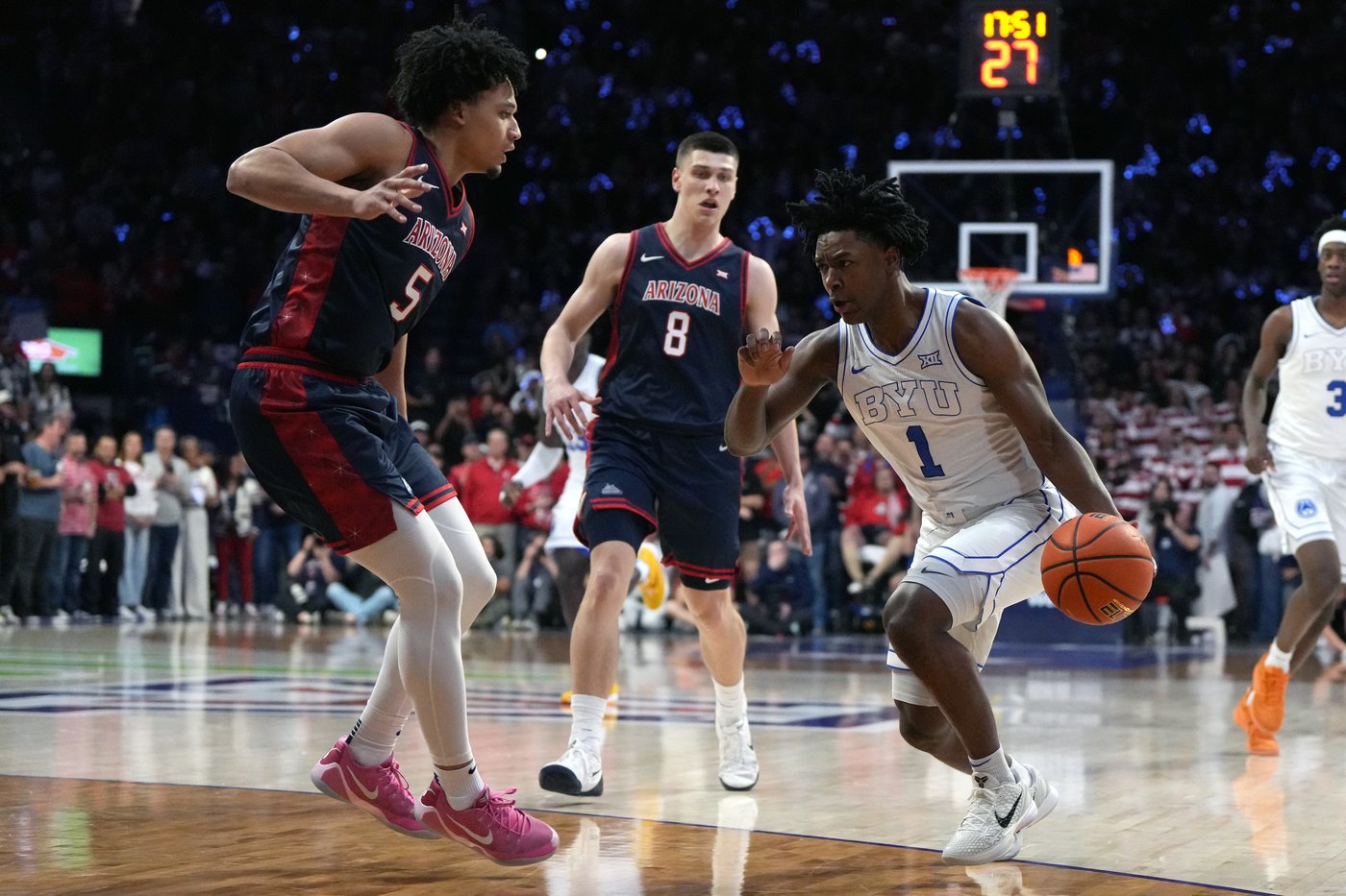 No. 4 Arizona bounces back from first 2 losses of the season, beats No. 23 BYU 75-68 | iNFOnews.ca No. 4 Arizona bounces back from first 2 losses of the season, beats No. 23 BYU 75-68 | iNFOnews.ca