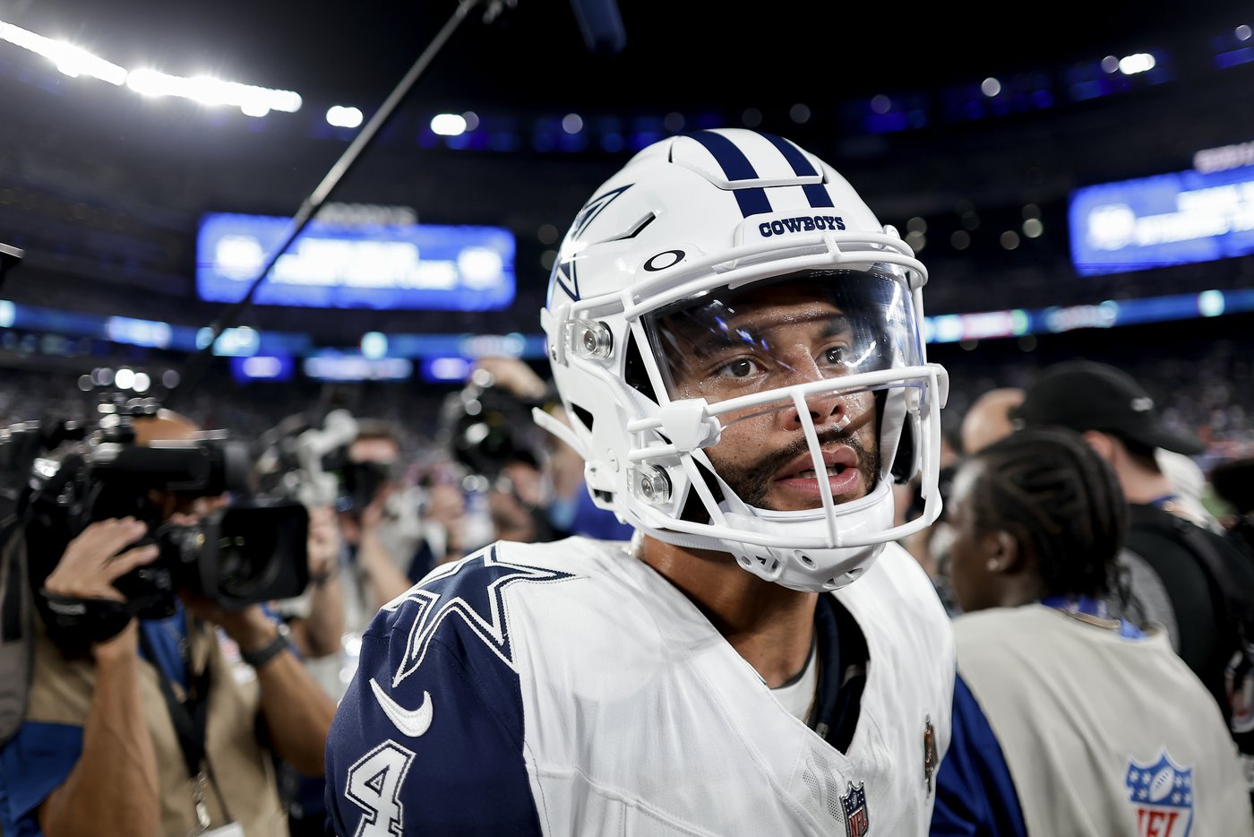 Dak Prescott throws 2 TD passes and Cowboys win 7th straight over Giants, 20-15 | iNFOnews.ca