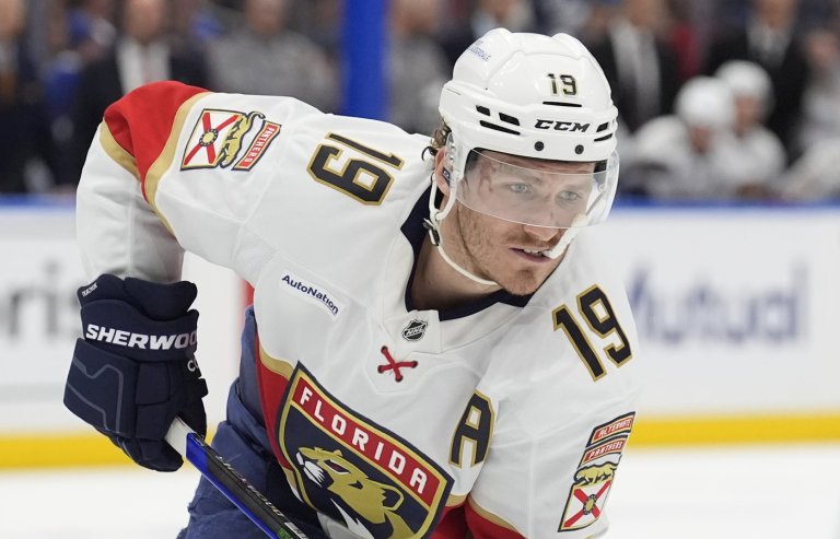 Panthers expect Matthew Tkachuk to be sidelined until December after surgery | iNFOnews.ca