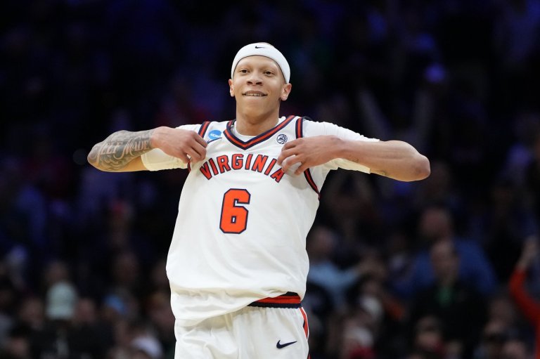 Number of perfect March Madness brackets dwindles to a precious few in Day 2 | iNFOnews.ca