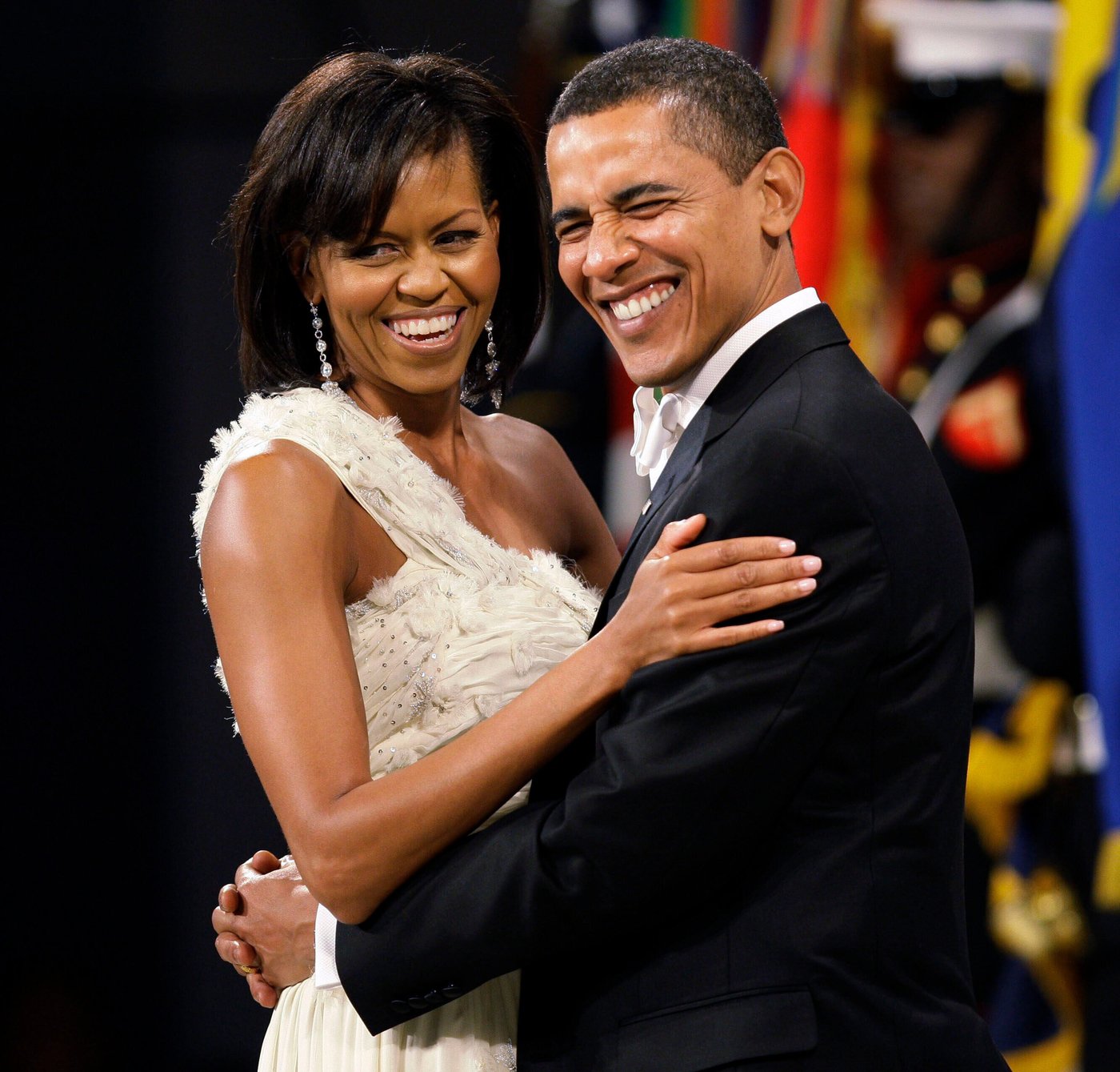 From gowns to pantsuits, Michelle Obama explains her iconic fashion picks in a new book, 'The Look' | iNFOnews.ca