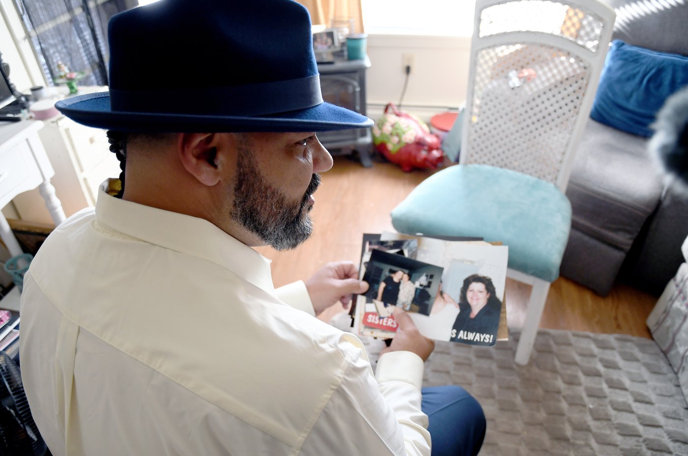 A man whose mother was found among 189 decaying bodies tells the story | iNFOnews.ca