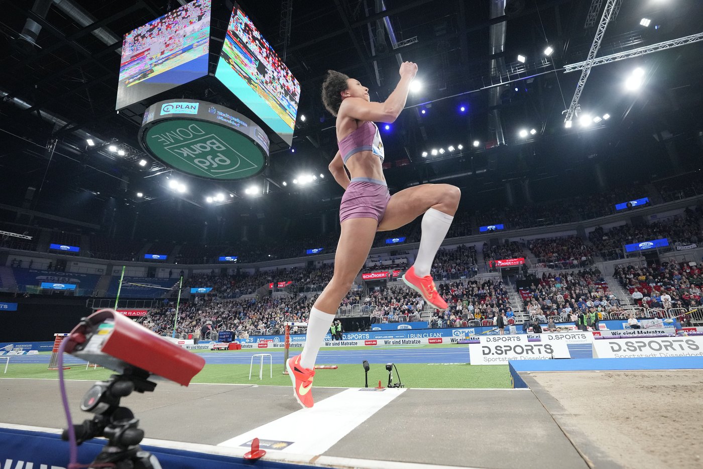 A step too far? Experimental long jump change makes its debut at ISTAF indoor meet | iNFOnews.ca