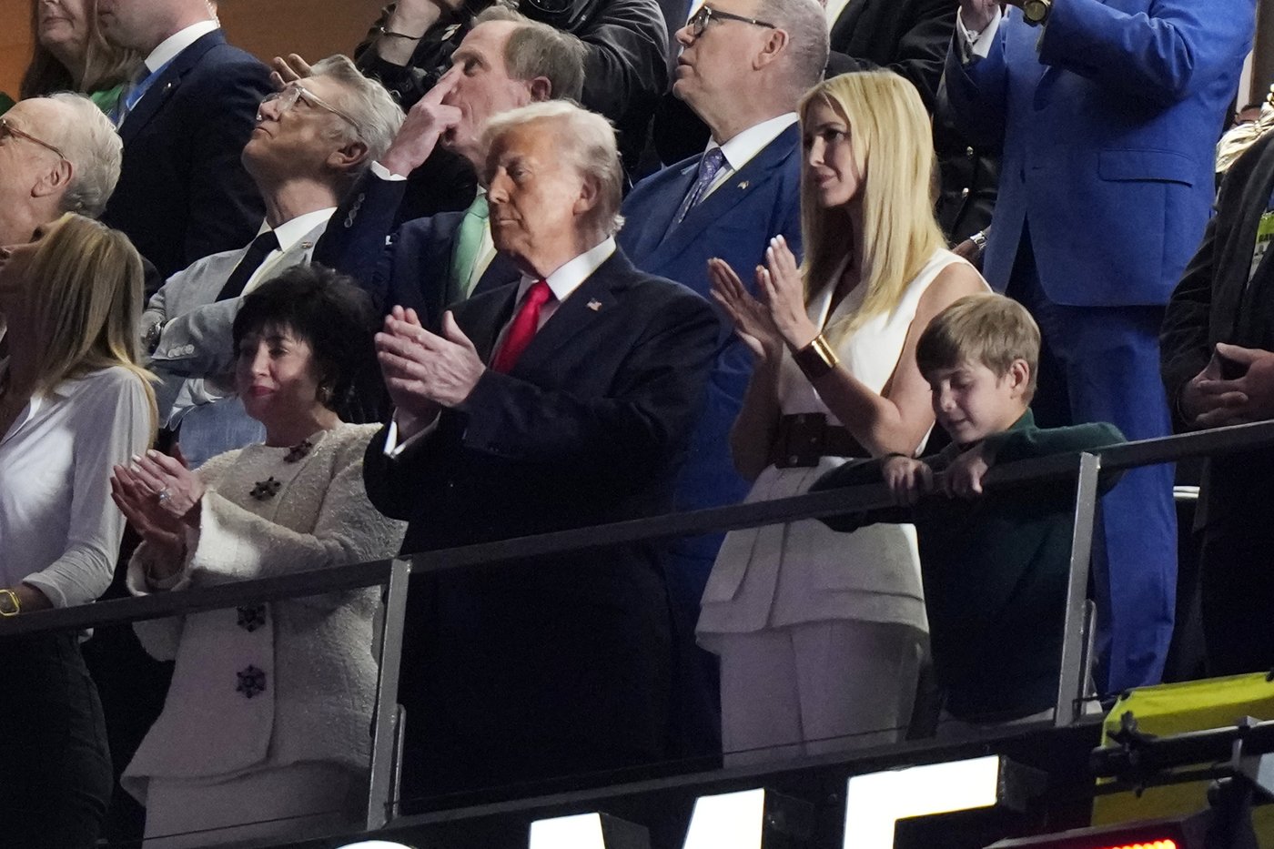 A presidential first: Trump at the Super Bowl, latest chapter in a complicated legacy with football | iNFOnews.ca